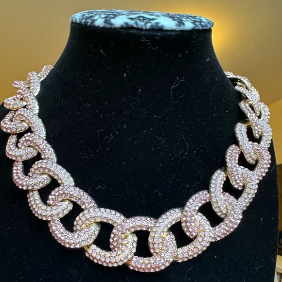 NATASHA Crystal light Pink Necklace - Picture 3 of 5
